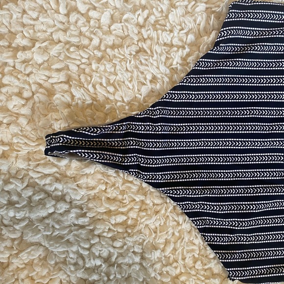 ☀️ Indah ☀️ Cheeky One-piece Swimsuit - Picture 4 of 6